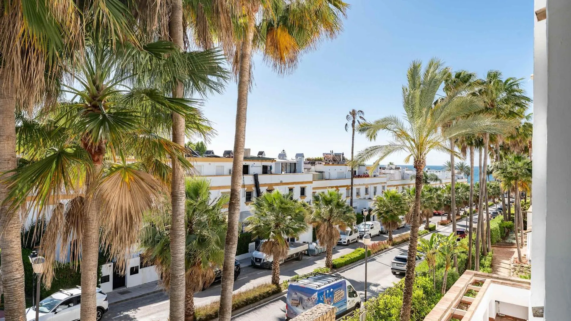 Apartamento Familiar Con Acceso Directo A La Playa En Puente Romano, Marbella Spanien